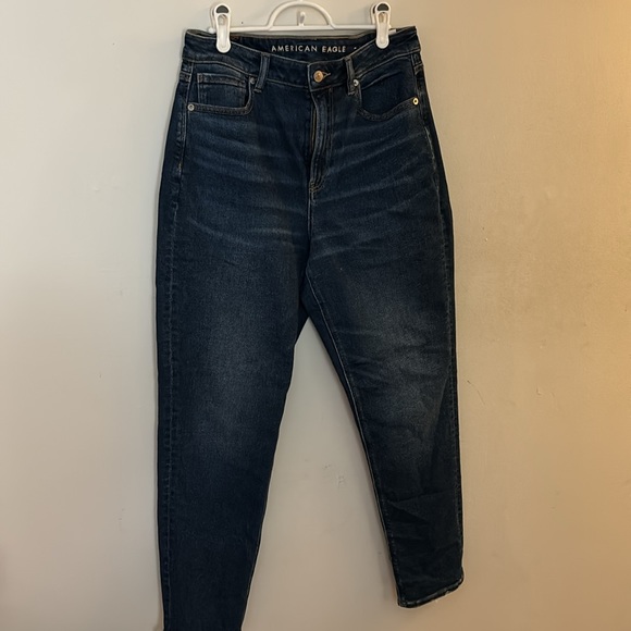 AMERICAN EAGLE 🦅 MOM JEANS - Picture 7 of 14
